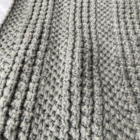 Merona Scarf Chunky Knit Gray Long Warm Winter 70” X 11” Target Work Career - Picture 3 of 5